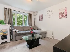 Itchen Avenue, Bishopstoke, Eastleigh thumb 2