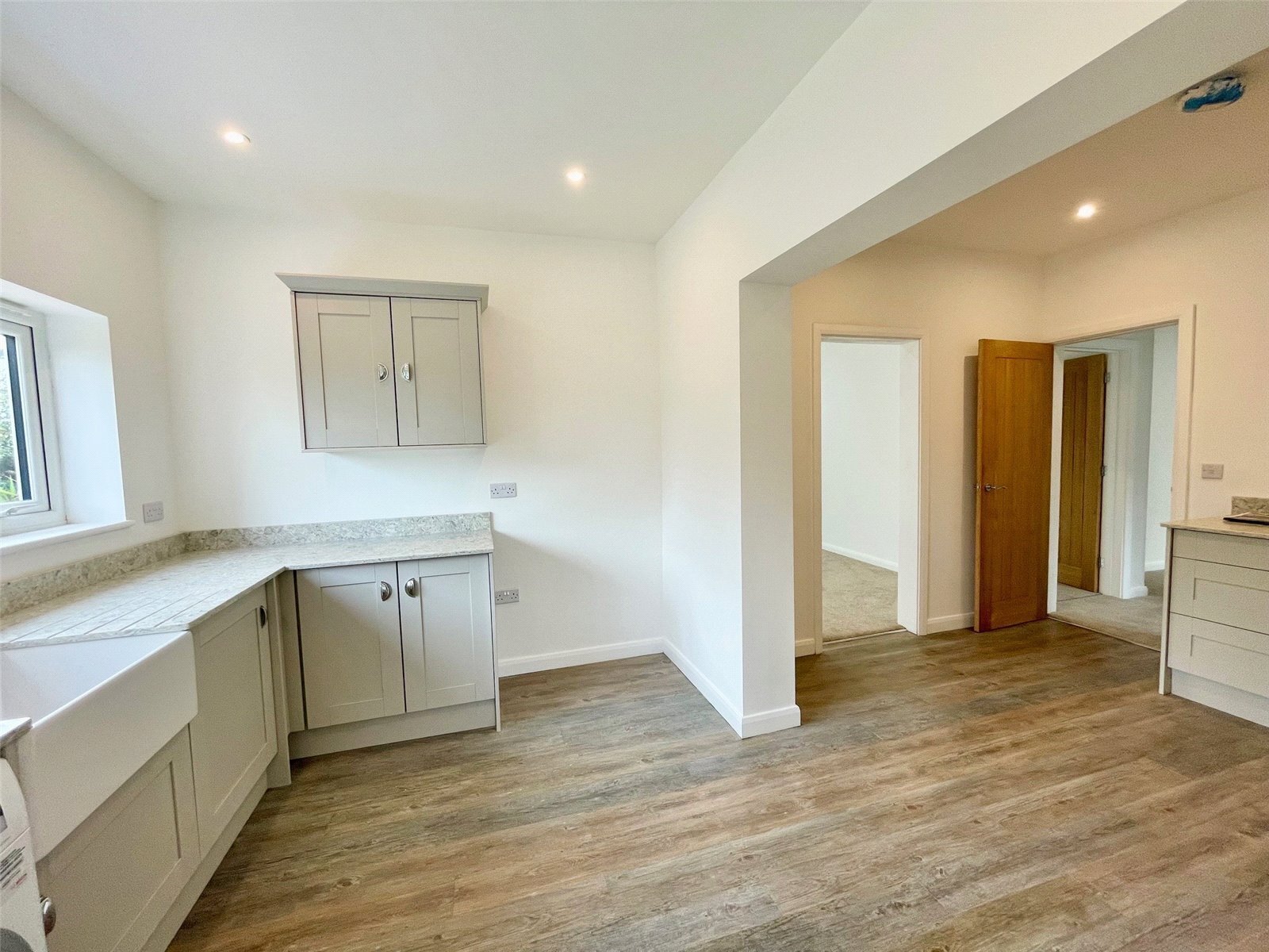 Thorndon Park Crescent, Leigh-on-Sea, Essex, SS9 Image 14