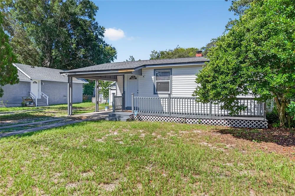 1318 San Jose Blvd, Daytona Beach, FL 32117
