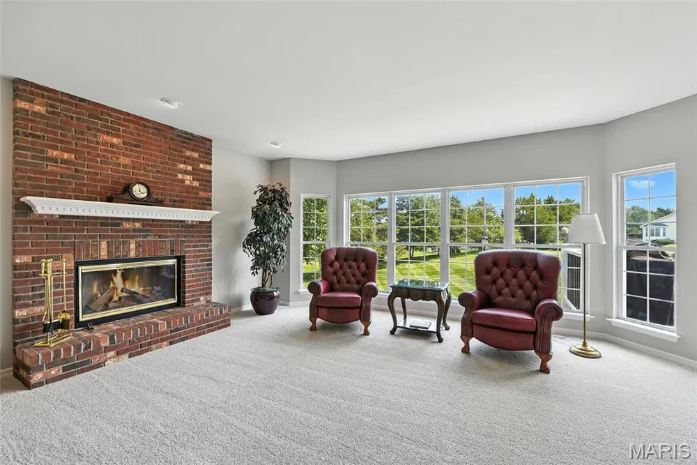 50 Tunbridge Ct, O Fallon, MO 63368