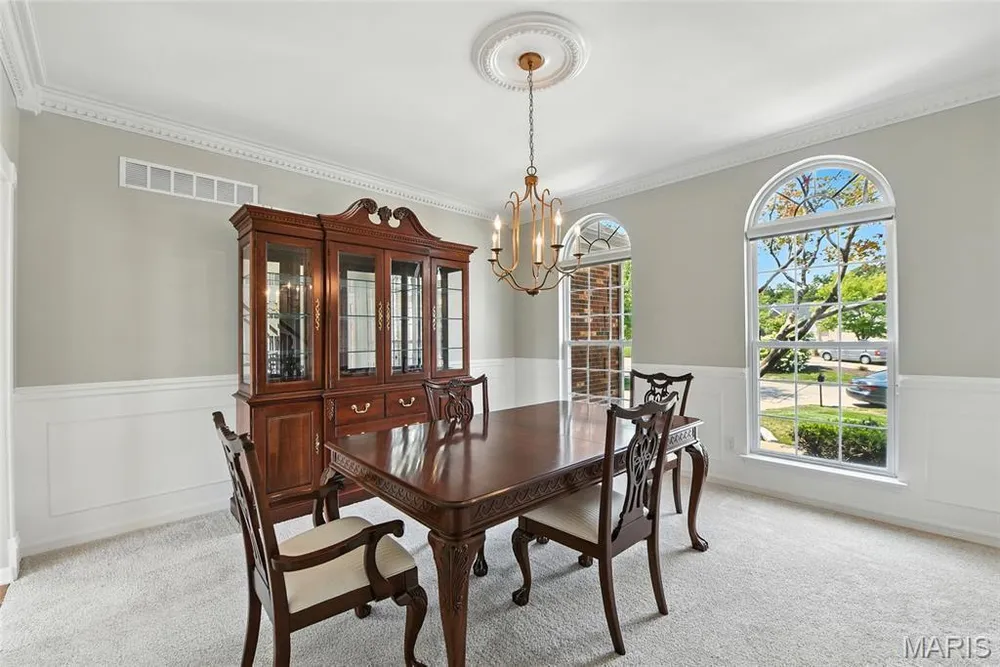 50 Tunbridge Ct, O Fallon, MO 63368