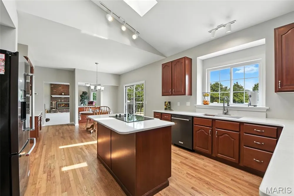 50 Tunbridge Ct, O Fallon, MO 63368