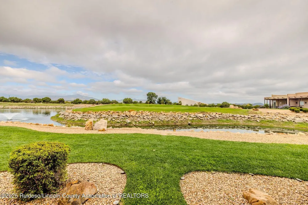 212 Pueblo Loop, Alto, NM 88312