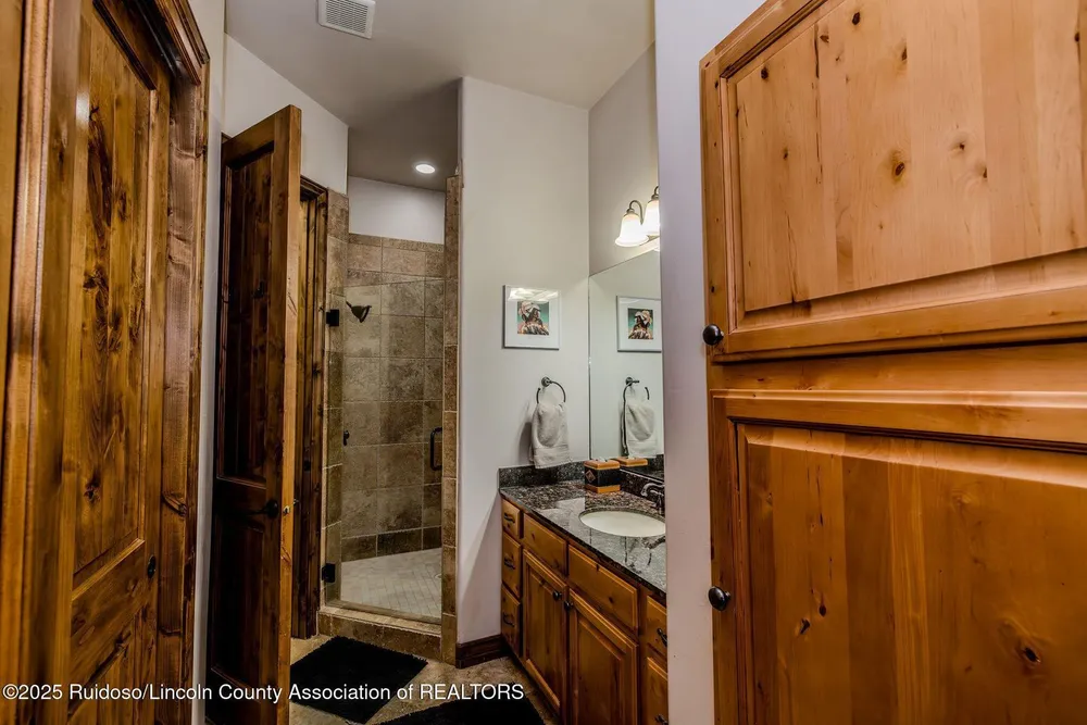 212 Pueblo Loop, Alto, NM 88312