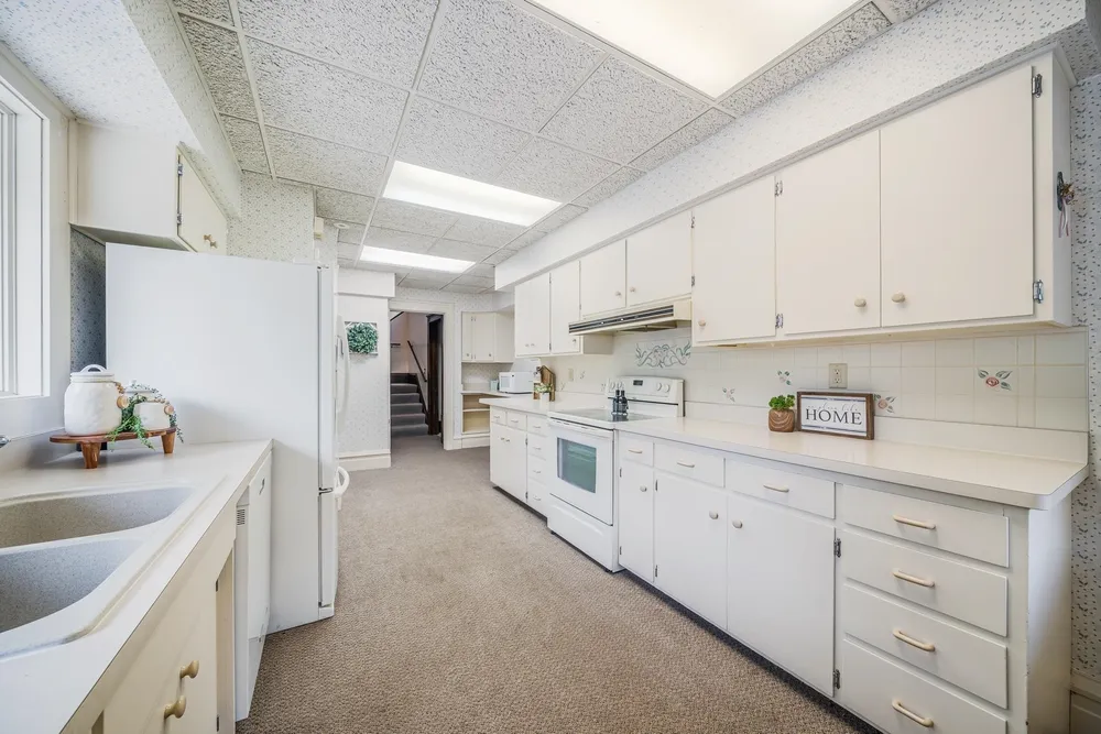 703 S Memorial Dr, Appleton, WI 54911