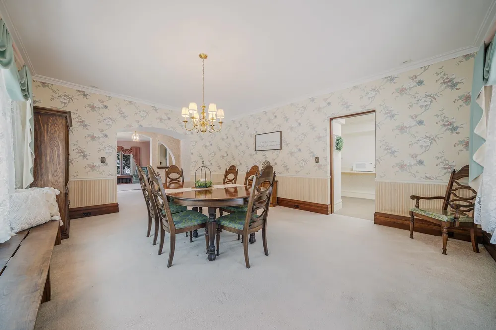 703 S Memorial Dr, Appleton, WI 54911