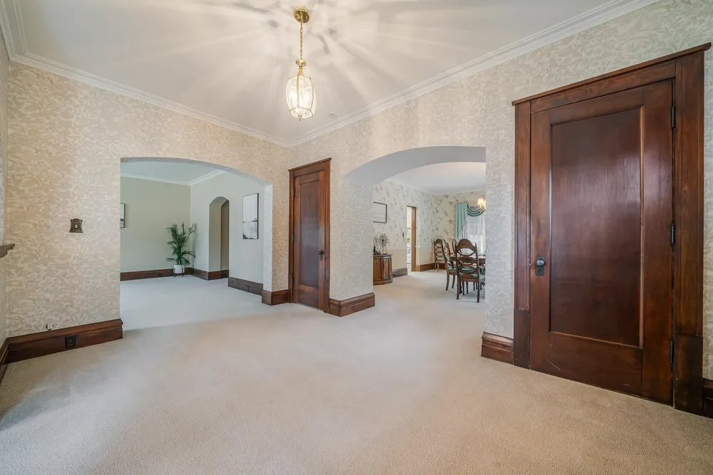 703 S Memorial Dr, Appleton, WI 54911