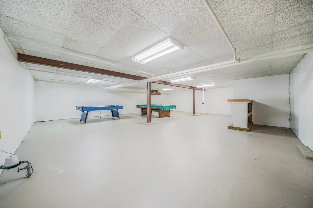 703 S Memorial Dr, Appleton, WI 54911