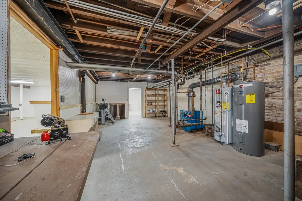 703 S Memorial Dr, Appleton, WI 54911