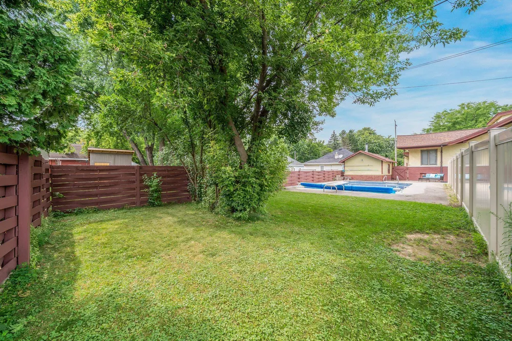 703 S Memorial Dr, Appleton, WI 54911