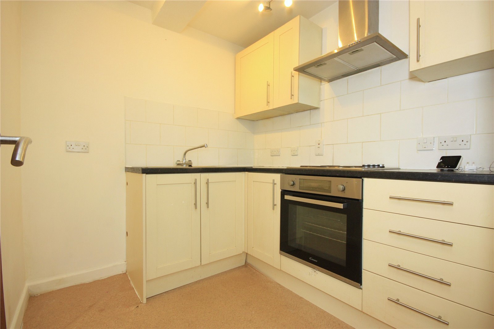 Greywell Road, Havant, Hampshire, PO9 Image 2
