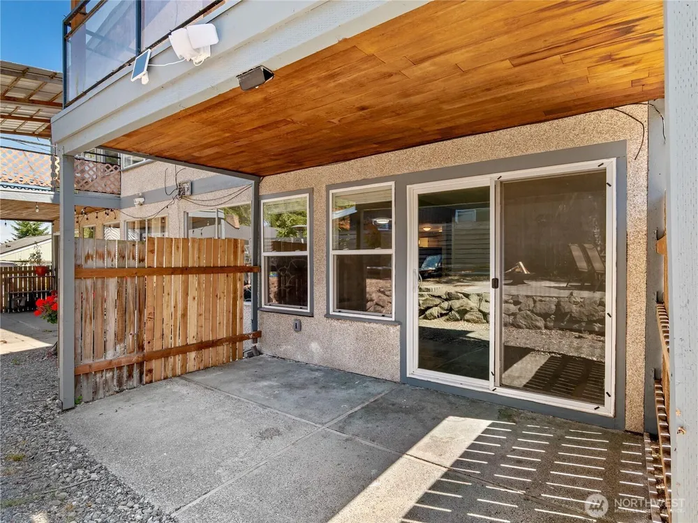 13041 12th Ave SW, Burien, WA 98146