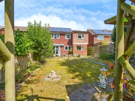 Edwin Road, Didcot thumb 3
