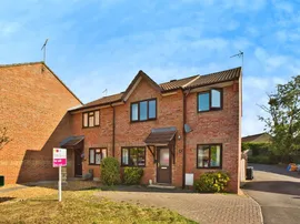 Blackmore Chase, Wincanton photo