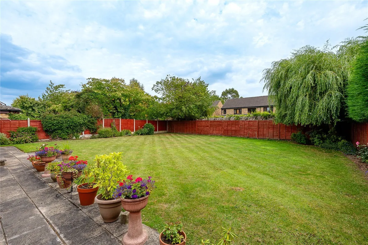 Woodlands Close, Scarcroft, LS14