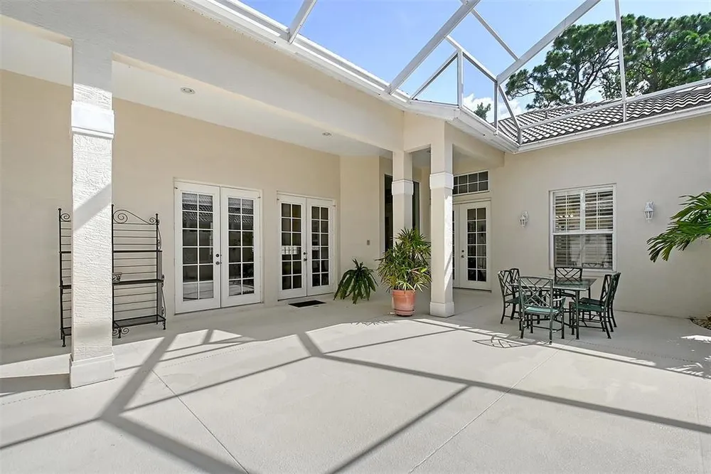 5839 Los Verdes Ct, Bradenton, FL 34210