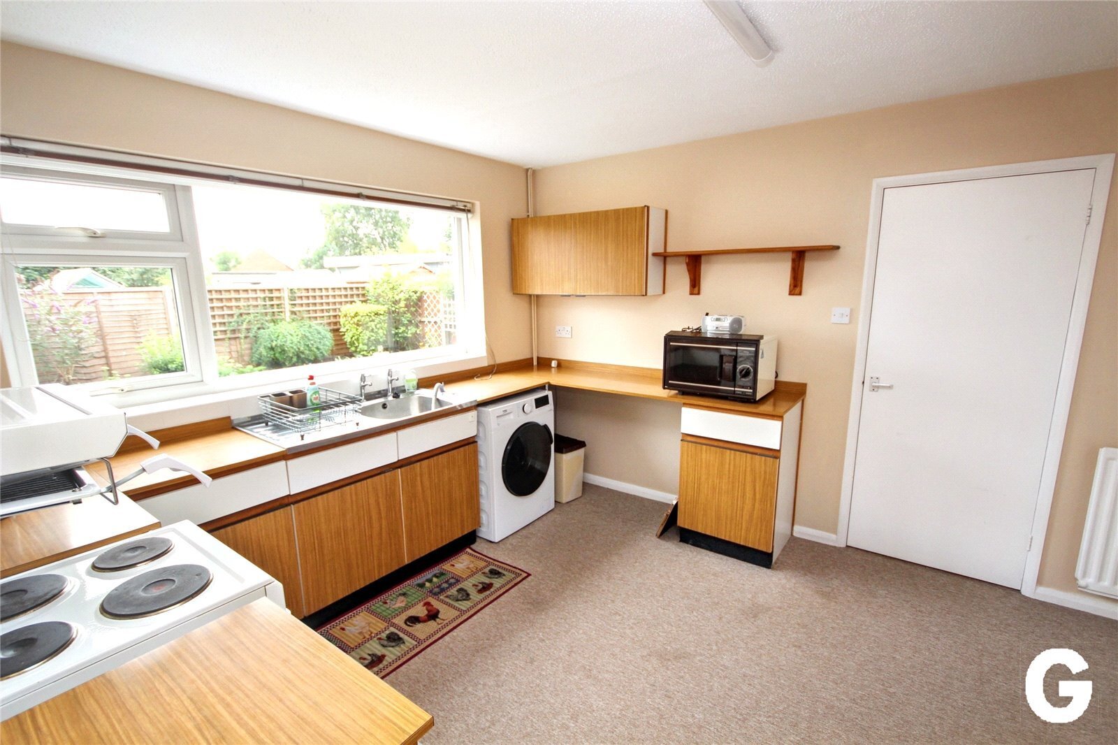 Farm Close, Ringwood, Hampshire, BH24 Image 3