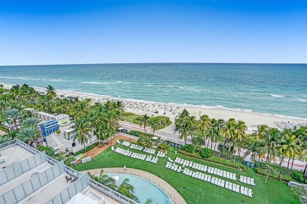 4391 Collins Ave, Miami Beach, FL 33140