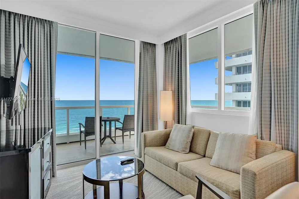 4391 Collins Ave, Miami Beach, FL 33140