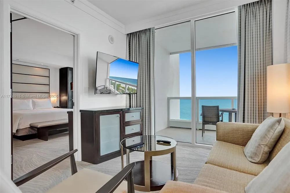 4391 Collins Ave, Miami Beach, FL 33140