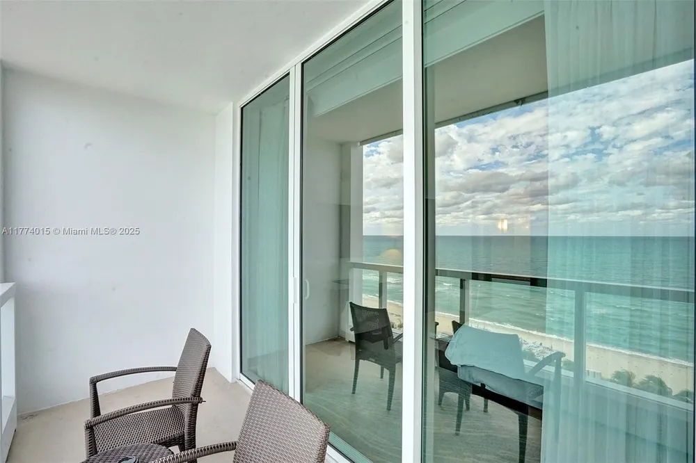 4391 Collins Ave, Miami Beach, FL 33140