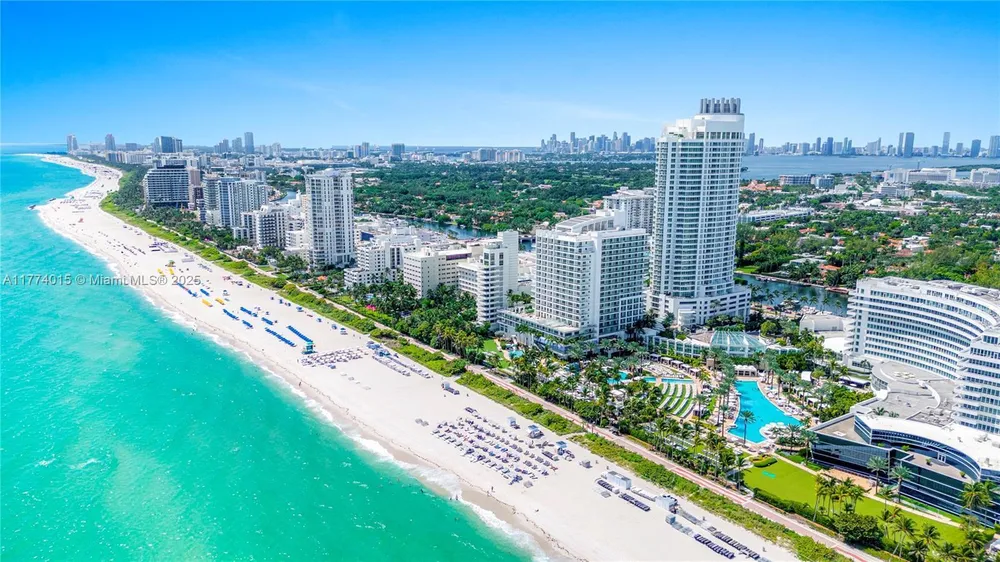 4391 Collins Ave, Miami Beach, FL 33140