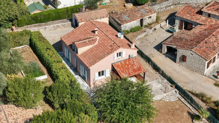 Saint-Cézaire-sur-Siagne, 06530, France
