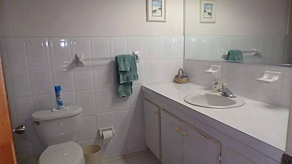 3 bedroom 2 bath house located in Cartwright's, Long Island, Bahamas Long Island