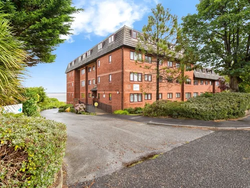 Montpellier Crescent, Wallaseyphoto