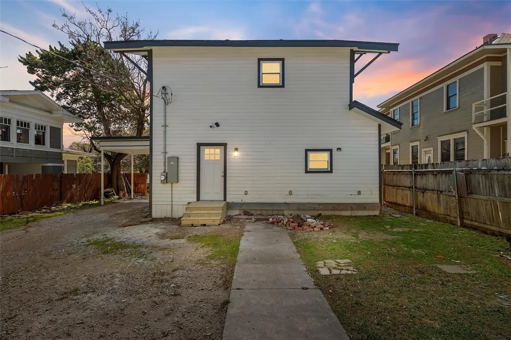 2211 Morrow Ave, Waco, TX 76707