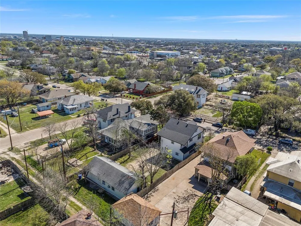 2211 Morrow Ave, Waco, TX 76707