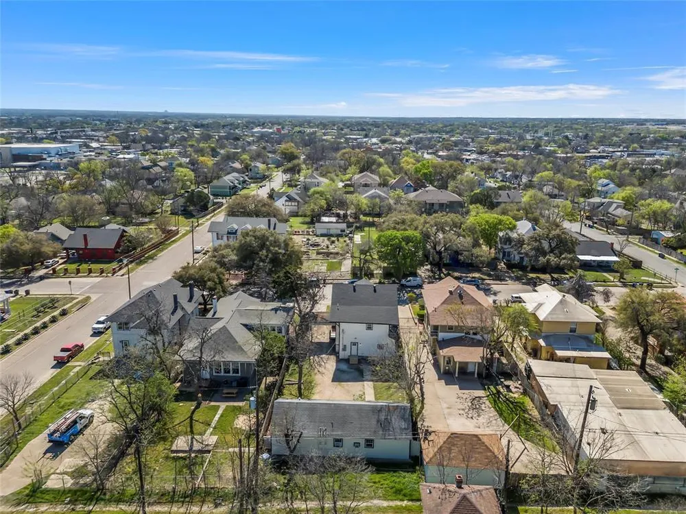 2211 Morrow Ave, Waco, TX 76707
