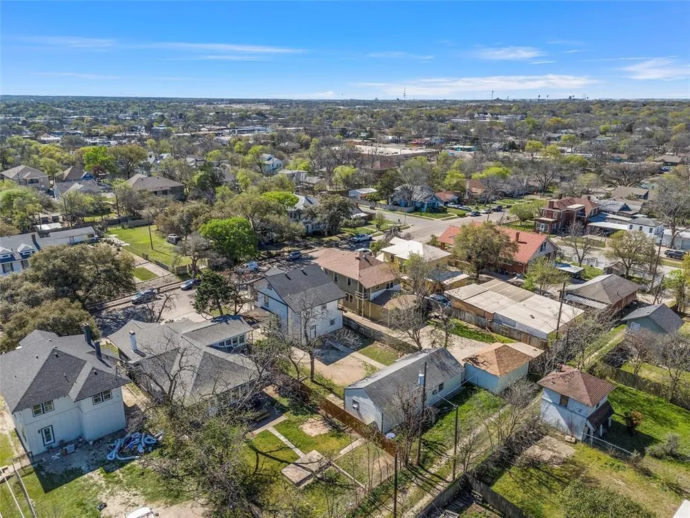 2211 Morrow Ave, Waco, TX 76707