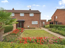 Meadway, Colney Heath, St. Albans photo
