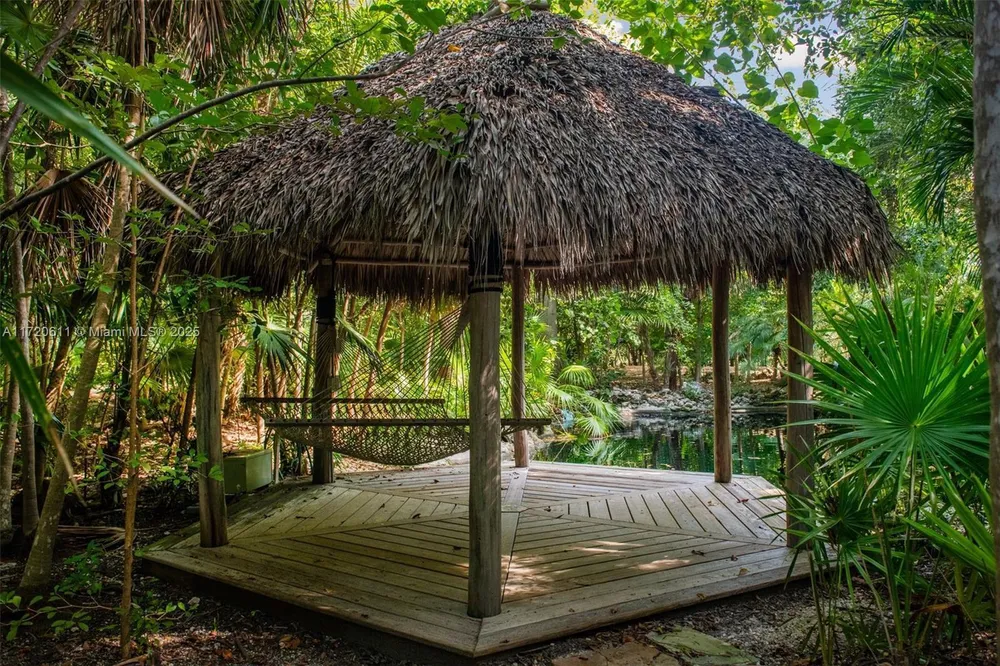 9300 Overseas Hwy, Marathon, FL 33050
