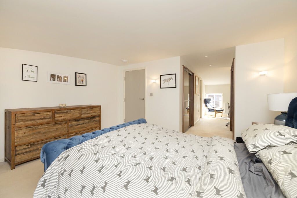 13 (Flat 16) Simpson Loan, Jubilee Hall, Quartermile, Edinburgh, EH3 9GN Image 10