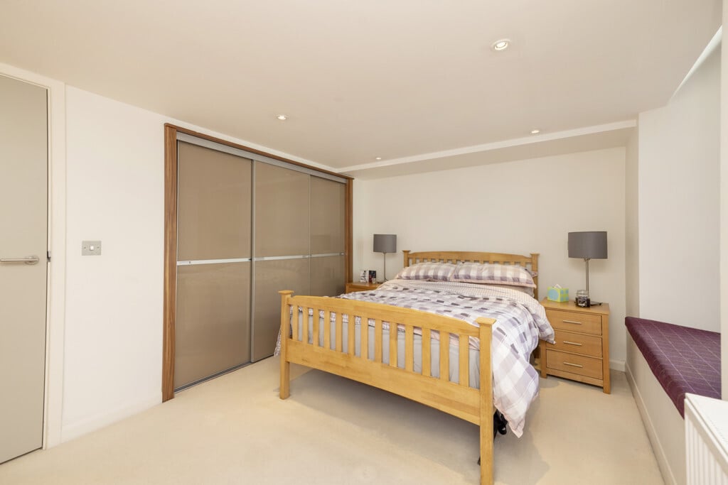 13 (Flat 16) Simpson Loan, Jubilee Hall, Quartermile, Edinburgh, EH3 9GN Image 17