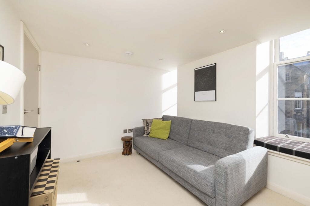 13 (Flat 16) Simpson Loan, Jubilee Hall, Quartermile, Edinburgh, EH3 9GN Image 20