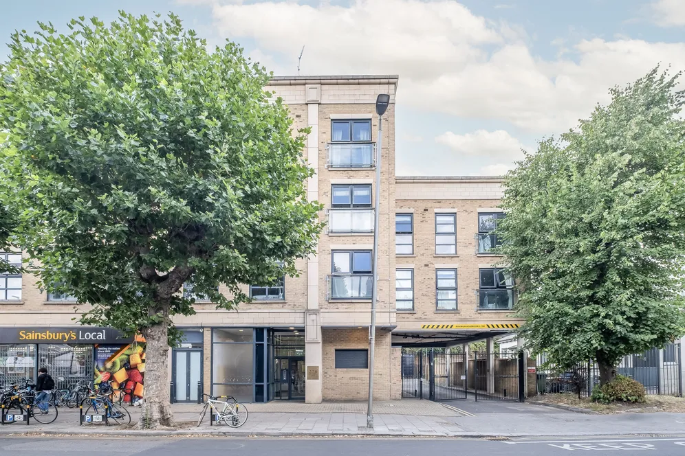 278 Magdalen Road, London, SW18 photo 2