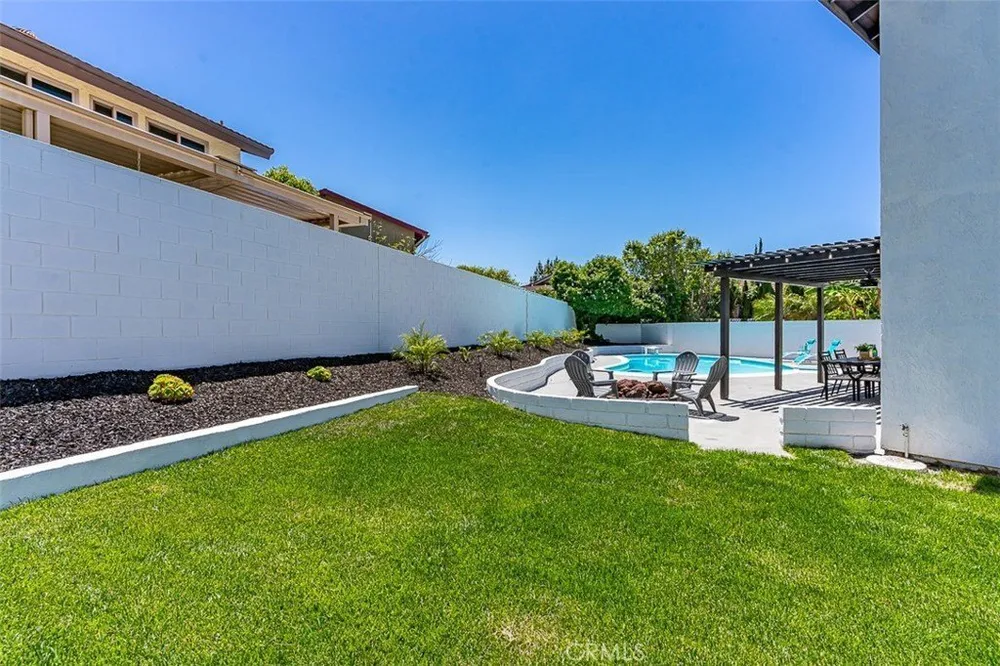 1350 S Ashington Ln, Anaheim, CA 92804
