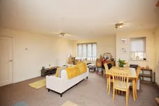 Avocet Close, Rugby