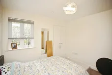 Avocet Close, Rugby
