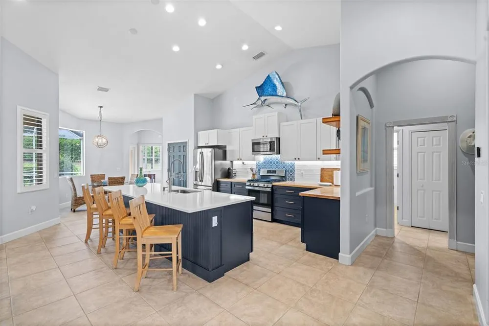 7914 Edmonston Circle, Bradenton, FL 34201