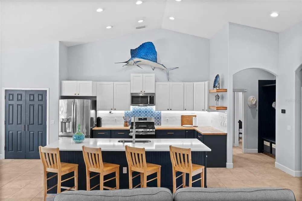 7914 Edmonston Circle, Bradenton, FL 34201