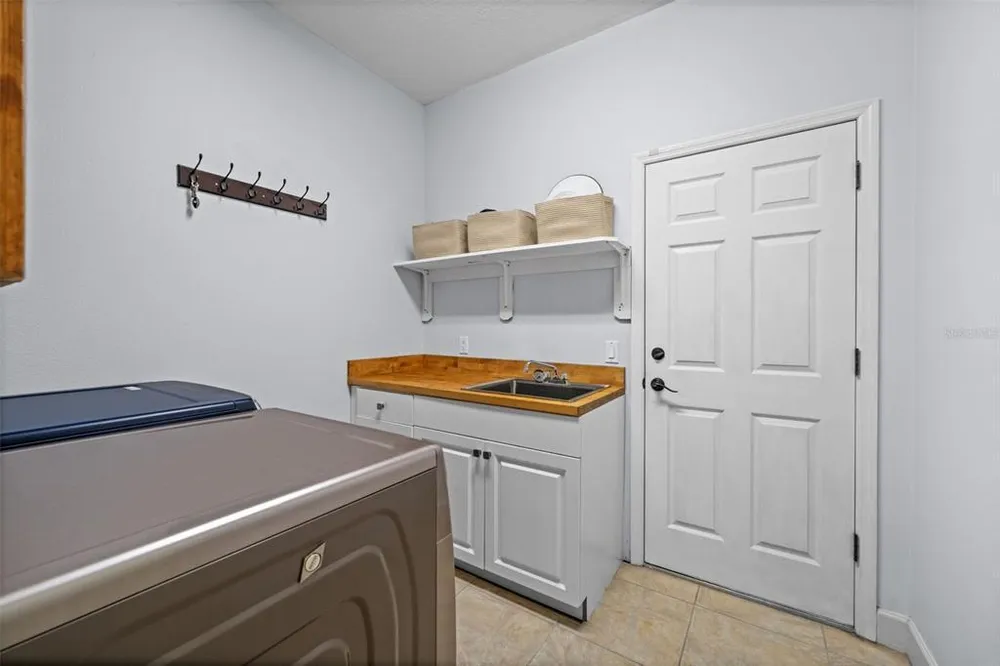 7914 Edmonston Circle, Bradenton, FL 34201