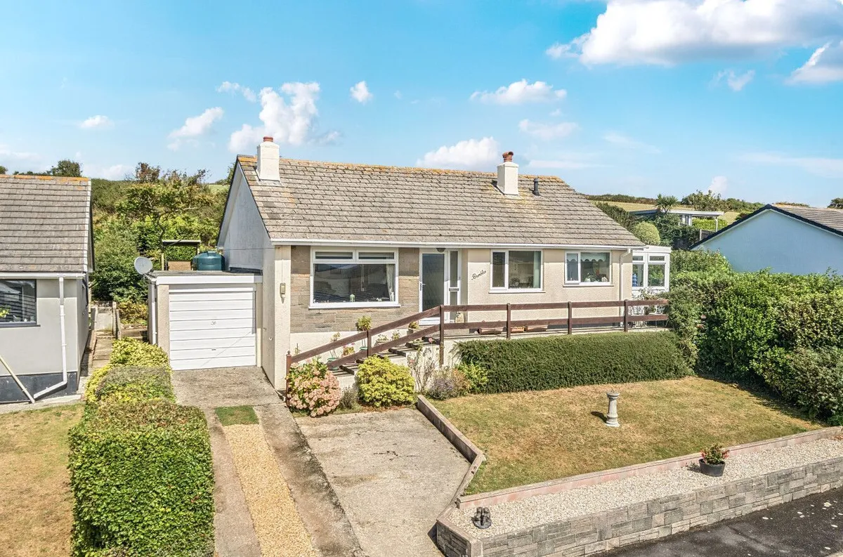 Charleton Way, West Charleton