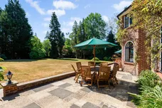 Wellington Avenue, Virginia Water, GU25 photo 18