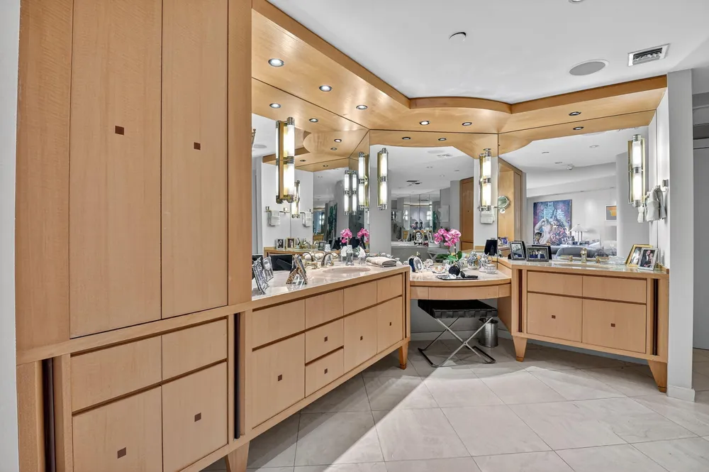 1500 S Ocean Blvd, Boca Raton, FL 33432