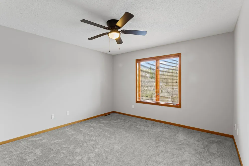 10035 Gristmill Ridge, Eden Prairie, MN 55347