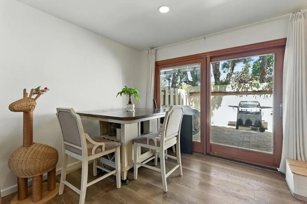 4252 Loma Riviera Ln, San Diego, CA 92110